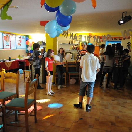 Family Hotel Primavera Levico Terme Ngoại thất bức ảnh