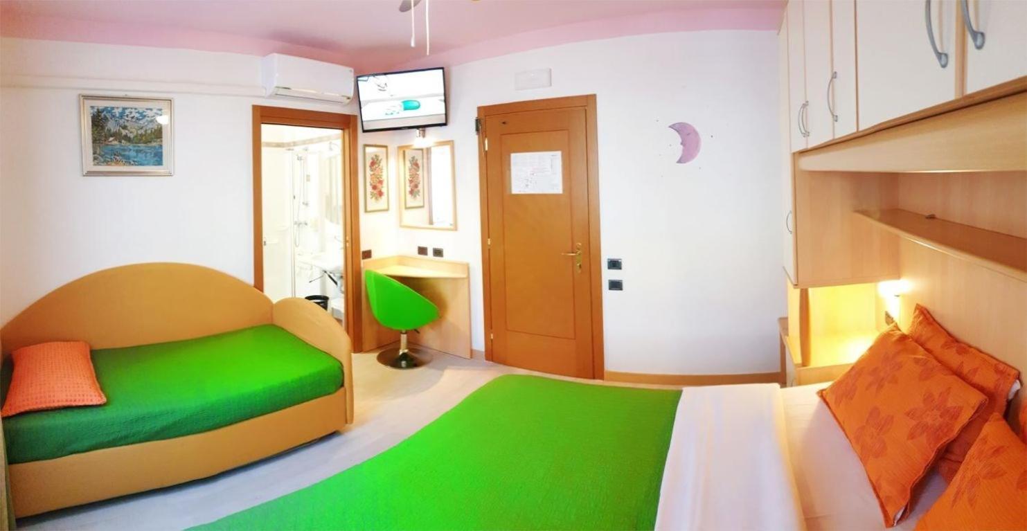 Family Hotel Primavera Levico Terme Ngoại thất bức ảnh