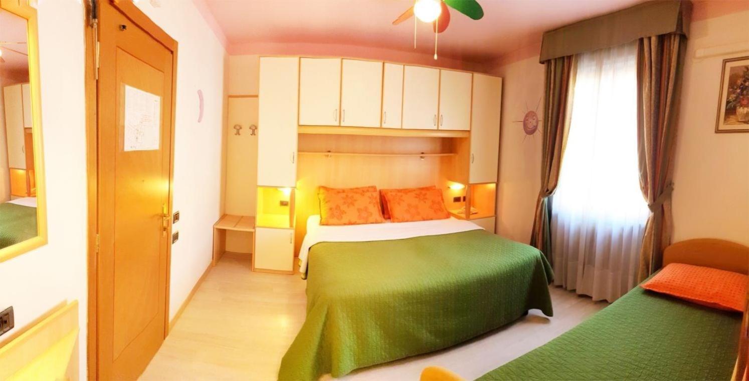 Family Hotel Primavera Levico Terme Ngoại thất bức ảnh