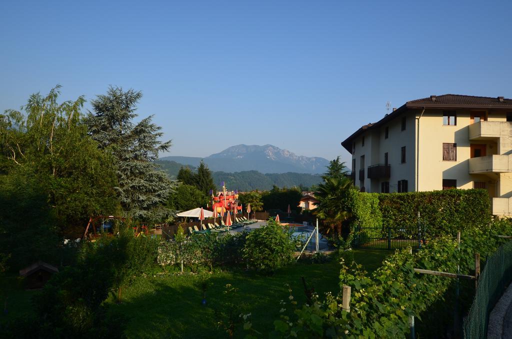 Family Hotel Primavera Levico Terme Ngoại thất bức ảnh